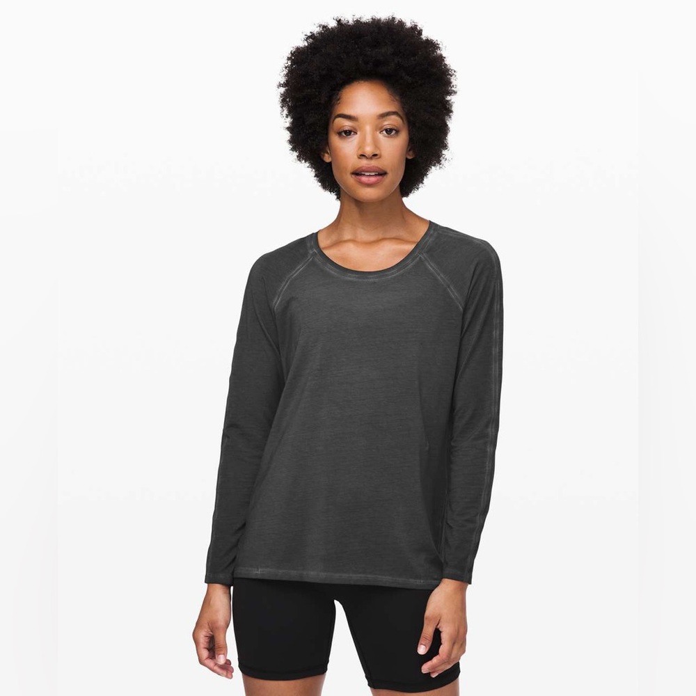 Lululemon Gray Long Sleeve Light Weight Shirt With A Distressed Color.